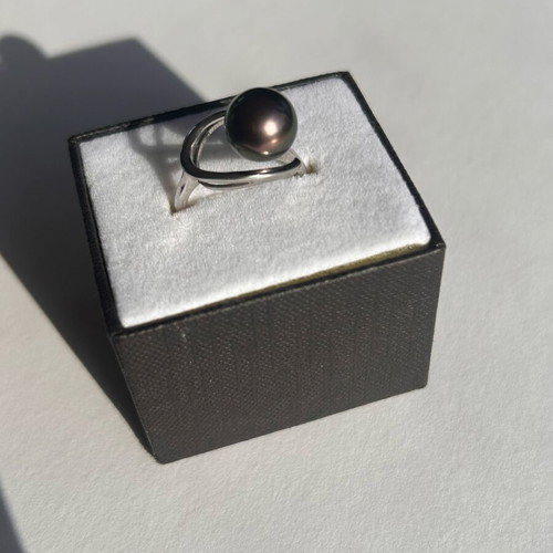 Tahitian Black Pearl ring with adjustable silver setting new
