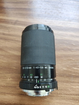Exakta 70-210mm f/4.5-5.6 MC Macro lens used for Minolta MD mount