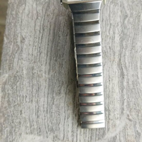 Seiko 7N39-0BA0 Quartz men's watch new, silver