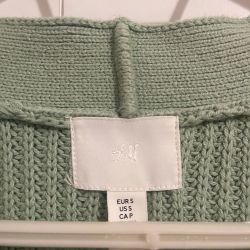 H&M cardigan Small like new, green