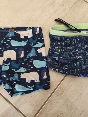 Boy's swimwear set like new, 2 pieces, 1-2 years old with animals and robots