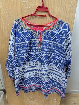 Place du Soleil Beach shirt as new, size M