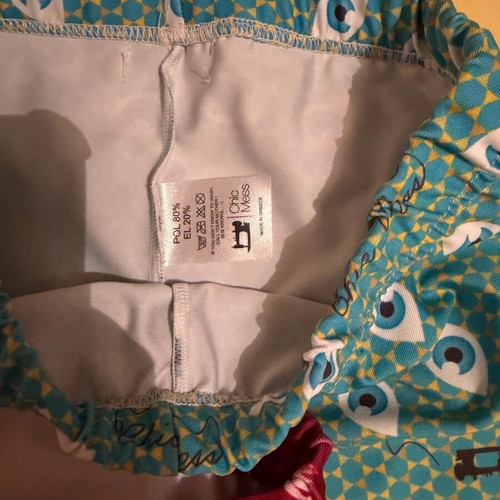 Chic Mess leggings like new, 2 pieces with colorful pattern