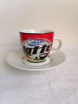 Siaki coffee cup with saucer like new