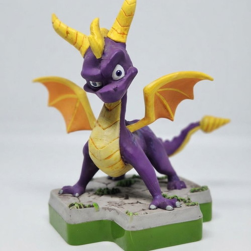 Spyro The Dragon Totaku Collection 10cm figure hand-painted like new