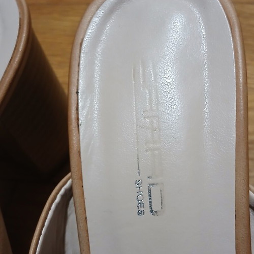 Carad leather women's mules size 36 like new, beige and brown