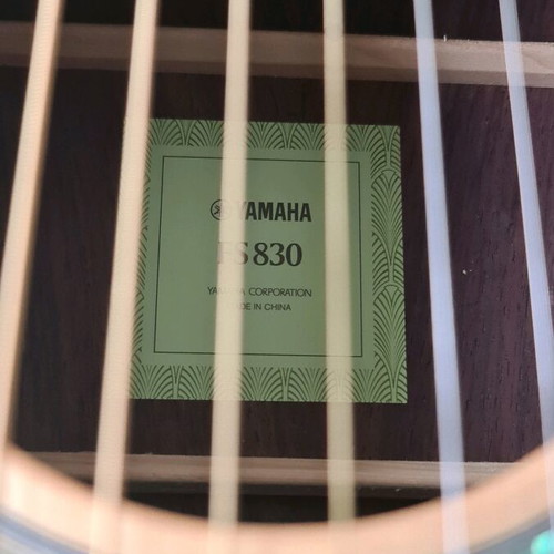 Yamaha FS830 acoustic guitar new with box