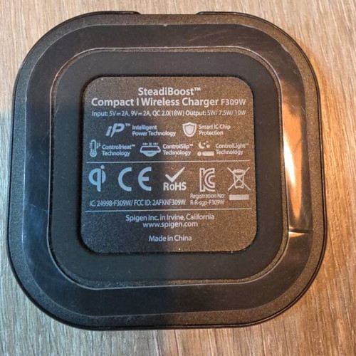 Spigen wireless charger 10W