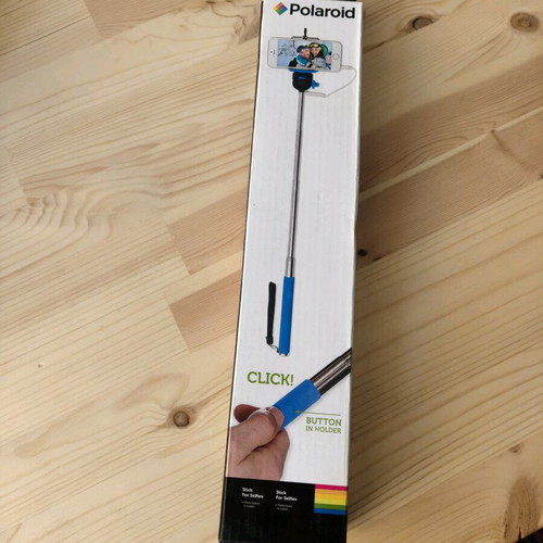 Selfie stick blue new with cable and button