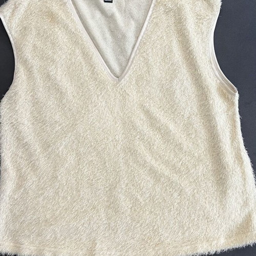 Shein white fluffy blouse like new, size M