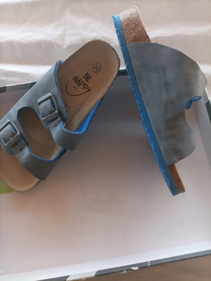 Παντόφλα καλοκαιρινή για αγόρι νούμερο 32 μεταχειρισμένη, γκρι