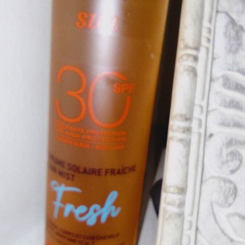 Nuxe body sunscreen unused