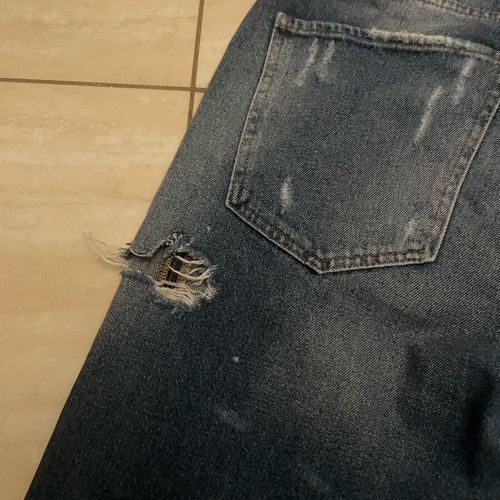 Zara jeans size 46 like new, blue with rips