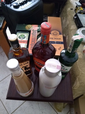 Assorted large sealed drinks new