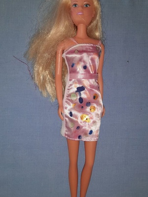 Barbie Hot Spot κούκλα