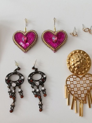 Mixed Earrings Lot of 5 pairs like new