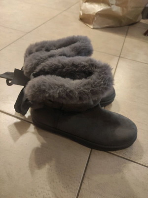 Boots size 40