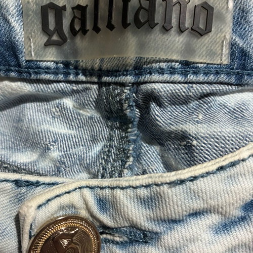 Galliano shorts rare like new, size M, blue
