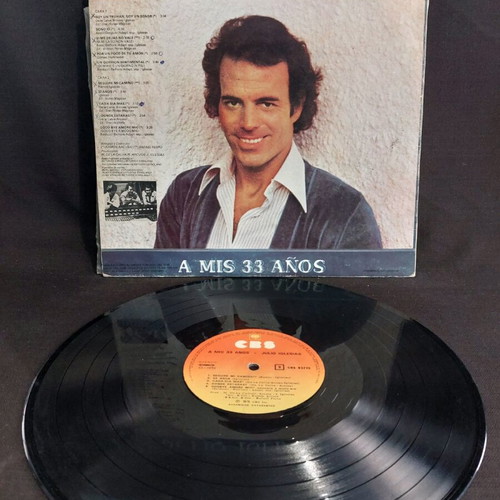 Julio Iglesias A Mis 33 Años vinyl used, Latin