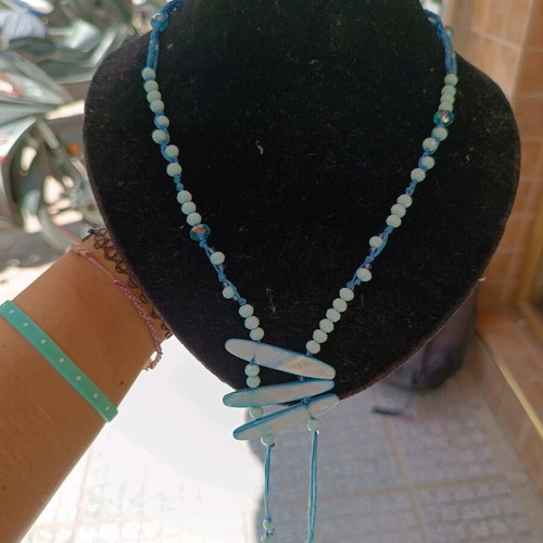 Handmade macrame necklace new, blue
