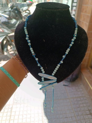 Handmade macrame necklace new, blue