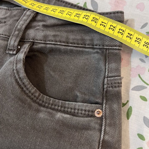 Unique jeans new, brown shade