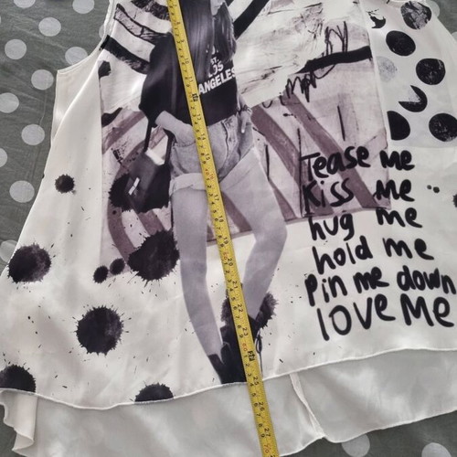 Satin blouse with unique collar, onesize, like new, black and white