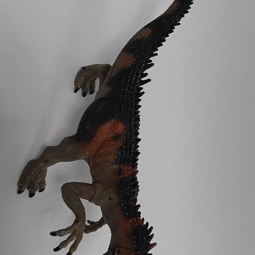 Dinosaur like new