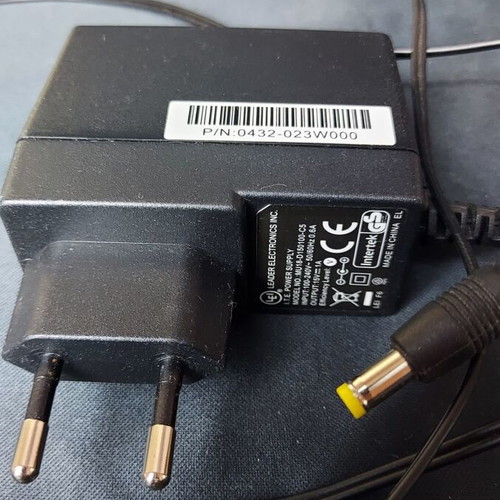Cisco Vodafone TV decoder used with charger without remote