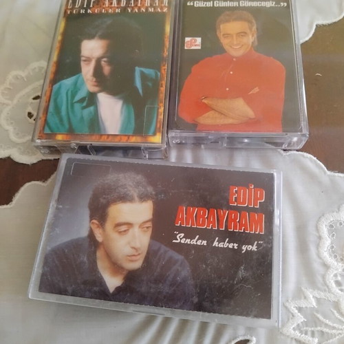 Κασετίνες Edip Akbayram μεταχειρισμένες, σετ 3 εμβληματικών άλμπουμ