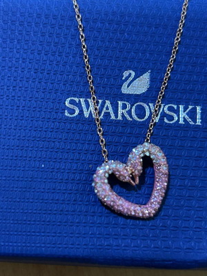Swarovski κολιέ καινούργιο, ροζ καρδιά