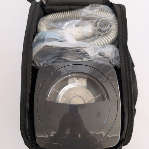 Fisher & Paykel ICON Plus Auto CPAP like new with Eson 2 mask