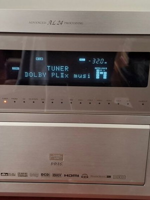 Denon AVC-A1XV(A) употребяван аудио усилвател с аксесоари