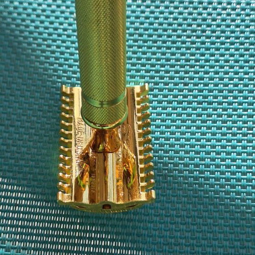 Gillete new short comb used, made in USA