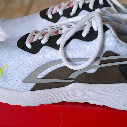 Puma sneakers size 36 new, white multicolor
