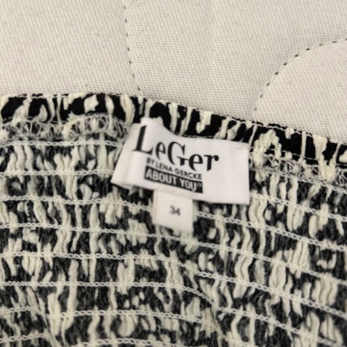 LeGer leopard top like new, size XS