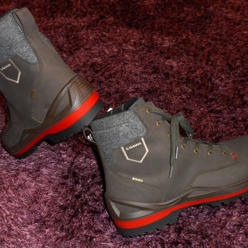 Lowa Oslo GTX Mid new brown casual shoes size 47