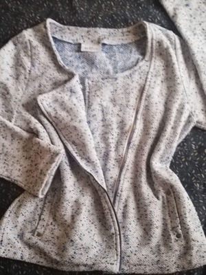 Zaketa with zipper used, blue and white, size XL