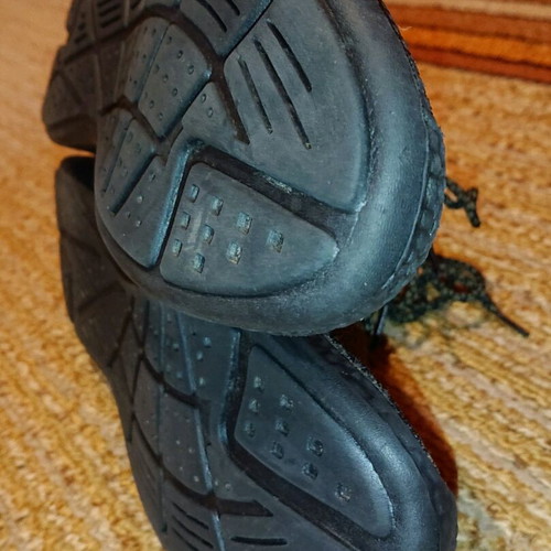 Elastic shoes like new, size 42.5