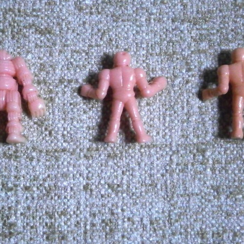 Exogini alien figures new, pack of 16 vintage