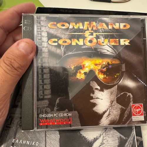 Command and Conquer PC game like new, complete