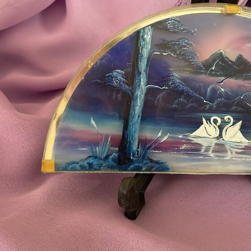 3D painting with two swans on glass like new