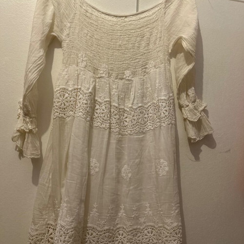 King Kong, white dress, size S, 70% cotton, 30% silk, with lining.