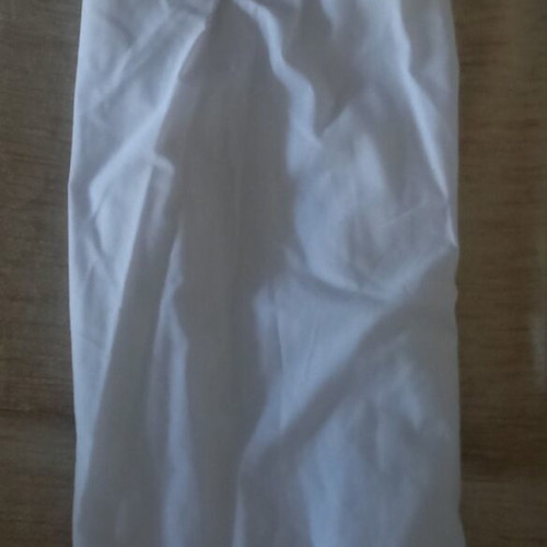 White shirt used with slight discolorations, size XS