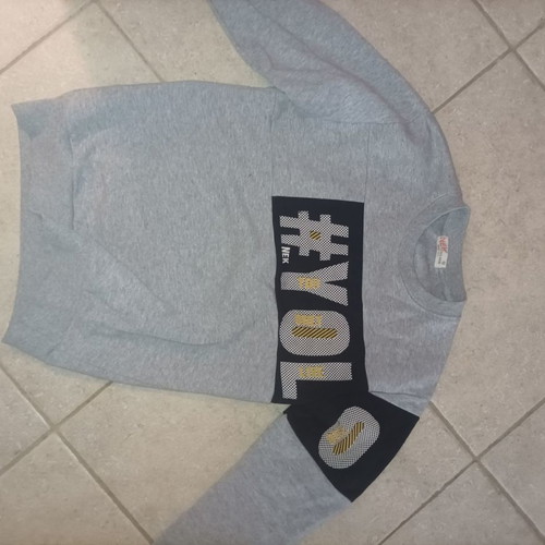 Children's sweatshirts in excellent condition, pack of 9