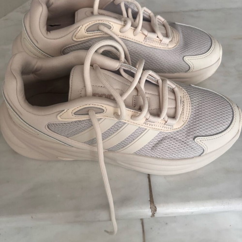 Adidas beige athletic shoes like new, size 38.5