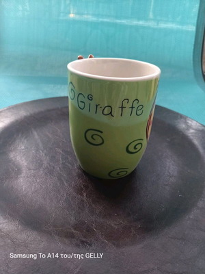 Giraffe mug like new