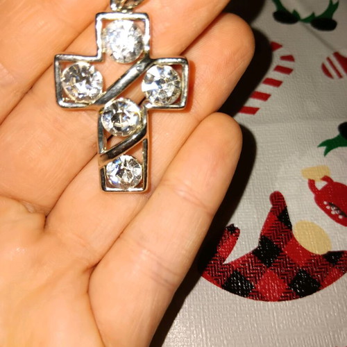Cross pendant like new, silver with white rhinestones