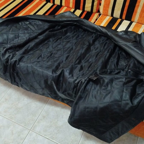 Leather jacket like new, size No50, black, with pocket damage