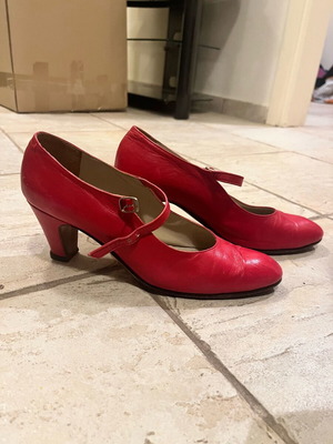 Leather vintage flamengo mary jane red shoes used